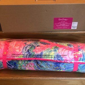 NIB Lilly Pulitzer Beach Mat Roll with Headrest